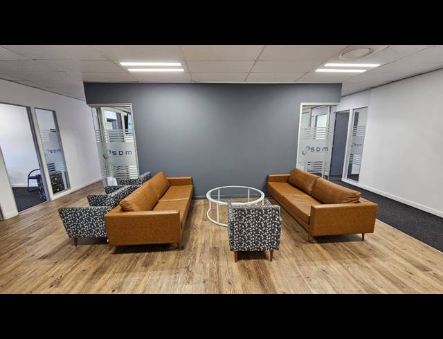 1,370M² BUILDING FOR SALE IN CENTURION CENTRAL